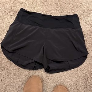 lululemon black speed up shorts 4” size 8